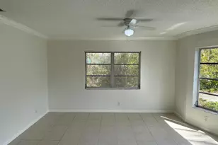 6575 NE 7th Ave, Boca Raton, FL 33487 - Photo 8