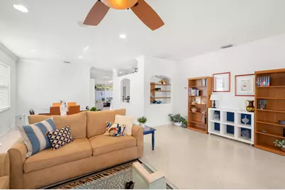 914 NW Sarria Court, Port Saint Lucie, FL 34986 - Photo 4