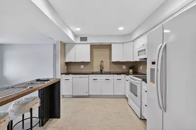 1391 SW 33rd Terrace, Fort Lauderdale, FL 33312 - Photo 12