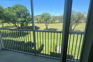 300 SW 130th Terrace, Pembroke Pines, FL 33027 - Photo 2