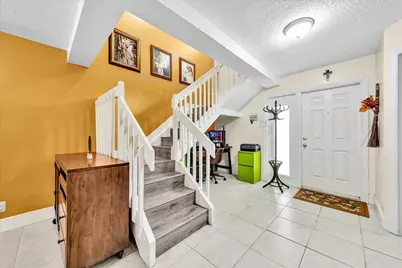 8715 Cleary Boulevard, Plantation, FL 33324 - Photo 10