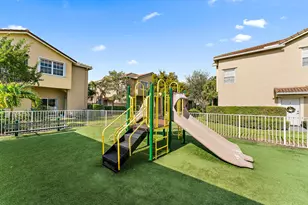 106 Lighthouse Cir, Tequesta, FL 33469 - Photo 4