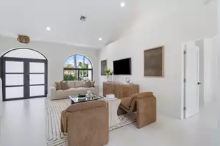 7548 Fairway Trail, Boca Raton, FL 33487 - Photo 6