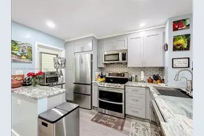 460 Paradise Isle Boulevard #205, Hallandale Beach, FL 33009 - Photo 26