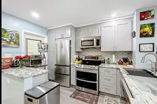 460 Paradise Isle Blvd, Hallandale Beach, FL 33009 - Photo 26