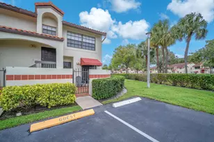 201 Republic Ct, Deerfield Beach, FL 33442 - Photo 6
