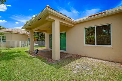 2568 Sandy Cay, West Palm Beach, FL 33411 - Photo 34