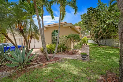 2568 Sandy Cay, West Palm Beach, FL 33411 - Photo 6