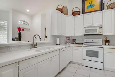 2568 Sandy Cay, West Palm Beach, FL 33411 - Photo 14