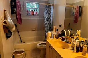 1820 NW 78th Ave, Pembroke Pines, FL 33024 - Photo 4