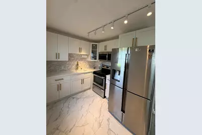389 Fanshaw J #389, Boca Raton, FL 33434 - Photo 1