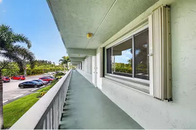 3300 Springdale Boulevard #208, Palm Springs, FL 33461 - Photo 4