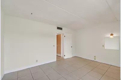 3300 Springdale Boulevard #208, Palm Springs, FL 33461 - Photo 30