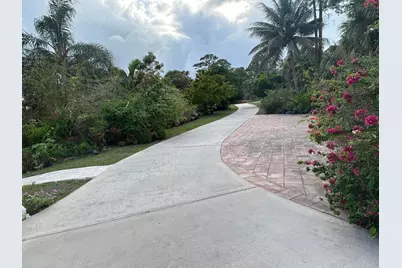 6220 Kelty Way, Lake Worth, FL 33467 - Photo 2