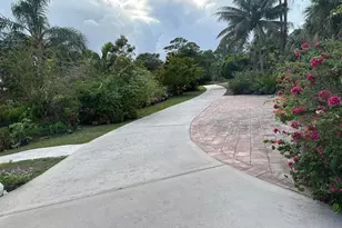 6220 Kelty Way, Lake Worth, FL 33467 - Photo 2