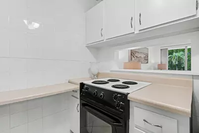 900 SW 10th Terrace #S-19, Hallandale Beach, FL 33009 - Photo 20