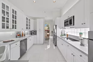 10802 Greenbriar Villa Dr, Wellington, FL 33449 - Photo 18