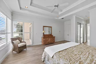 10802 Greenbriar Villa Drive, Wellington, FL 33449 - Photo 32