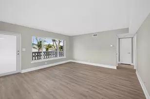 624 Southwind Cir, North Palm Beach, FL 33408 - Photo 6