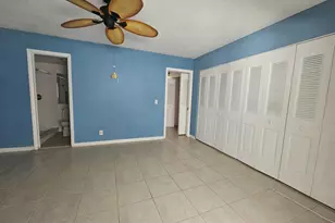 145 Sheffield F, West Palm Beach, FL 33417 - Photo 4