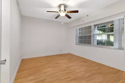 3499 Oaks Way #105, Pompano Beach, FL 33069 - Photo 8