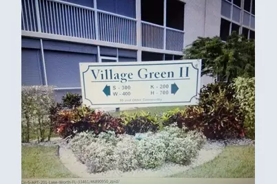 700 Village Green Court #302, Palm Springs, FL 33461 - Photo 32