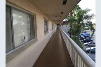 700 Village Green Court #302, Palm Springs, FL 33461 - Photo 24