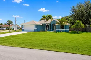 2001 SW Salvatierra Blvd, Port Saint Lucie, FL 34987 - Photo 1