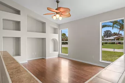 2001 SW Salvatierra Boulevard, Port Saint Lucie, FL 34987 - Photo 10