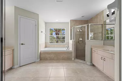 2001 SW Salvatierra Boulevard, Port Saint Lucie, FL 34987 - Photo 18