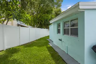 1310 4th Ct, Vero Beach, FL 32960 - Photo 30