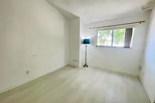 [Address not provided], Oakland Park, FL 33309 - Photo 12