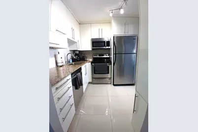 1830 Embassy Drive #611, West Palm Beach, FL 33401 - Photo 8