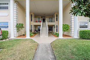 700 Lake Orchid Cir, Vero Beach, FL 32962 - Photo 2