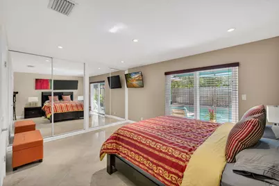 2300 NE 16th Avenue, Wilton Manors, FL 33305 - Photo 14