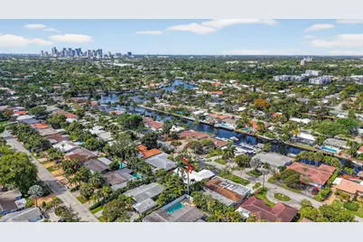 2300 NE 16th Avenue, Wilton Manors, FL 33305 - Photo 30