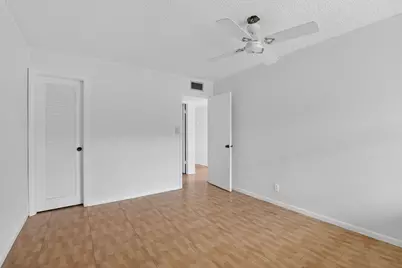 421 Piedmont #I, Delray Beach, FL 33484 - Photo 18