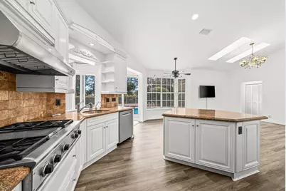 230 Eagleton Estate Boulevard, Palm Beach Gardens, FL 33418 - Photo 4