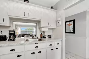 4451 NW 16th St, Lauderhill, FL 33313 - Photo 8