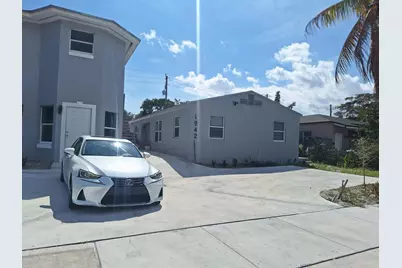 1942 Buchanan Street, Hollywood, FL 33020 - Photo 2