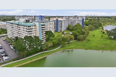 4330 Hillcrest Drive #804, Hollywood, FL 33021 - Photo 34
