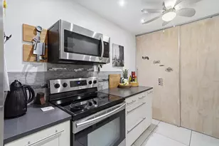 4330 Hillcrest Dr, Hollywood, FL 33021 - Photo 6
