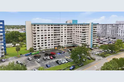 4330 Hillcrest Drive #804, Hollywood, FL 33021 - Photo 32