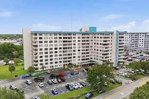 4330 Hillcrest Dr, Hollywood, FL 33021 - Photo 32