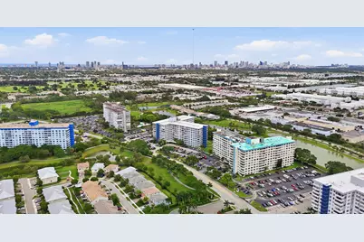 4330 Hillcrest Drive #804, Hollywood, FL 33021 - Photo 40