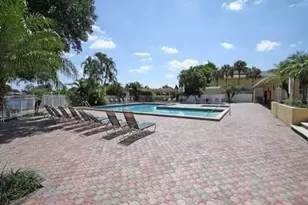 1821 NW 96th Terrace, Pembroke Pines, FL 33024 - Photo 8