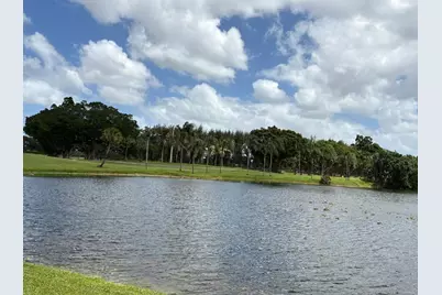 9400 N Hollybrook Lake Drive N #308, Pembroke Pines, FL 33025 - Photo 2