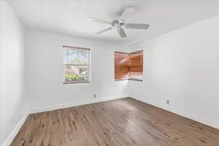 1510 NE 32nd Pl, Pompano Beach, FL 33064 - Photo 10