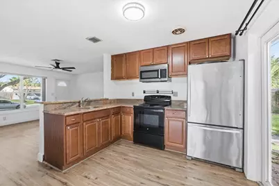 1510 NE 32nd Place, Pompano Beach, FL 33064 - Photo 2