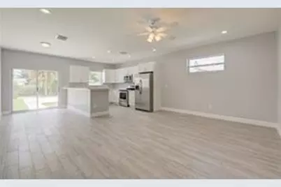 105 S D Street, Lake Worth Beach, FL 33460 - Photo 4